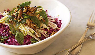 Beetroot slaw with apple and red cabbage